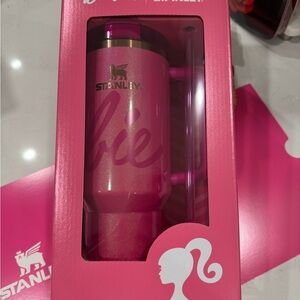 Stanley Barbie icon 40 oz quencher